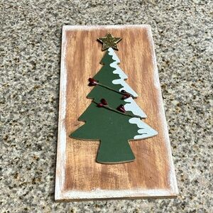 Christmas wood rustic tree sign decoration